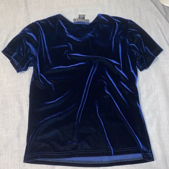 Women’s Impressions Blue Velvet T-shirt - Picture 2 of 4